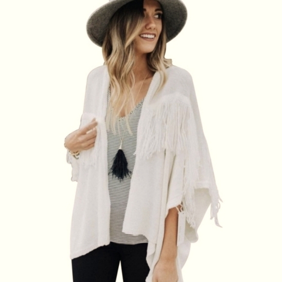 Anthropologie Bishop + Young Ivory Flax Open Front Fringe Poncho Cardigan M/L - Picture 1 of 12
